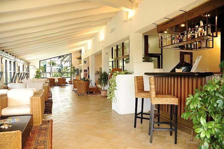 Hotel Interior 4 of 110
