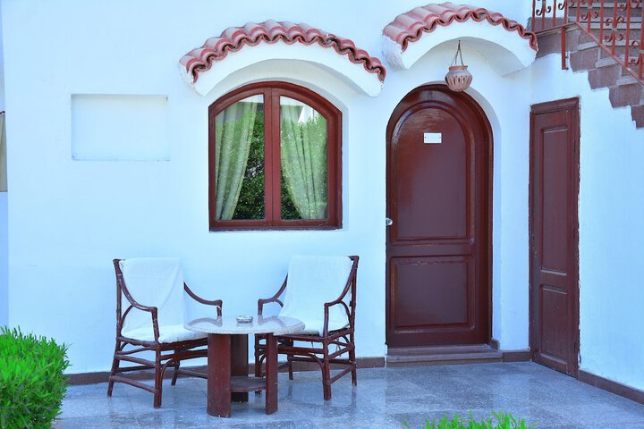 Terrace/Patio 19 of 42