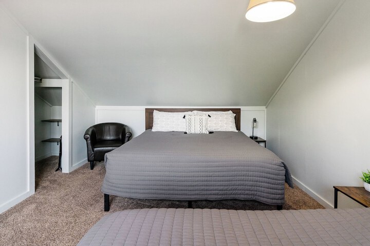 Room 11 of 154