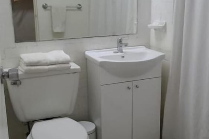 Room 80 of 95