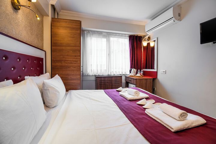 Room 26 of 66