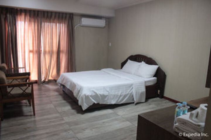 Room 44 of 79