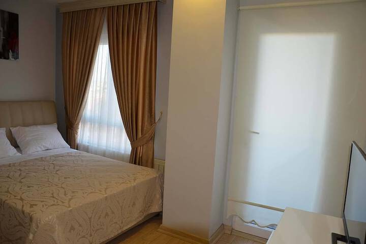Room 5 of 22