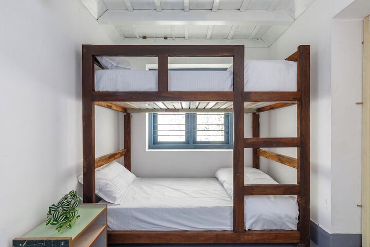 Room 7 of 30