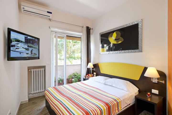 Room 14 of 29