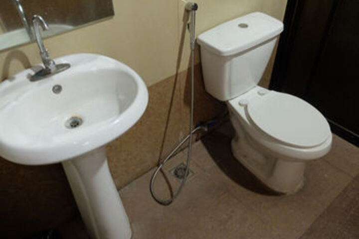 Room 12 of 89