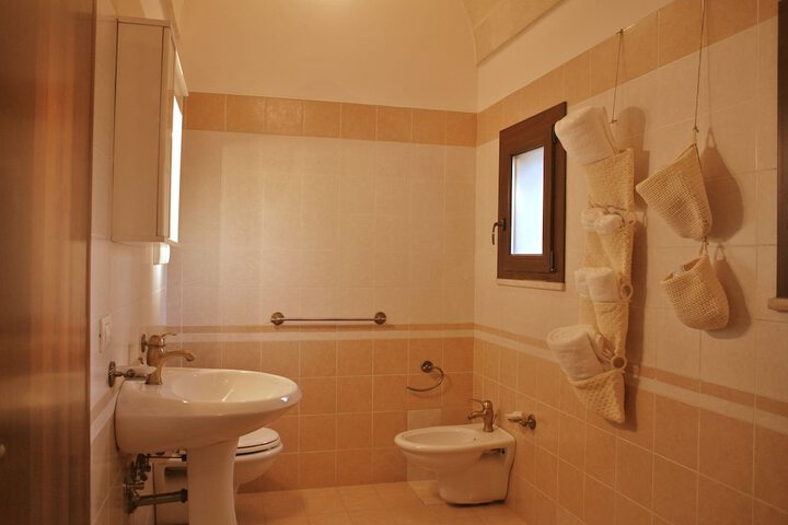 Room 21 of 42