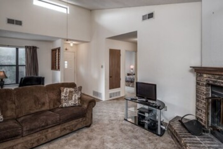 Room 8 of 22