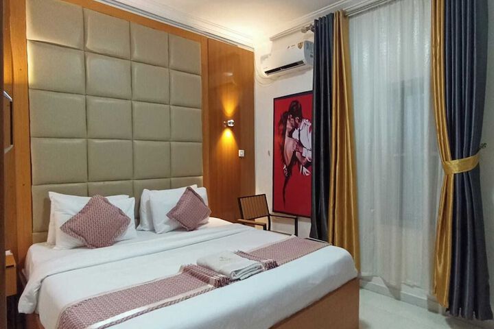Room 22 of 45