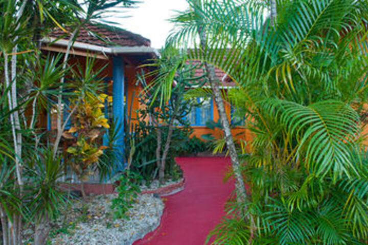 Hotel Exterior 42 of 109
