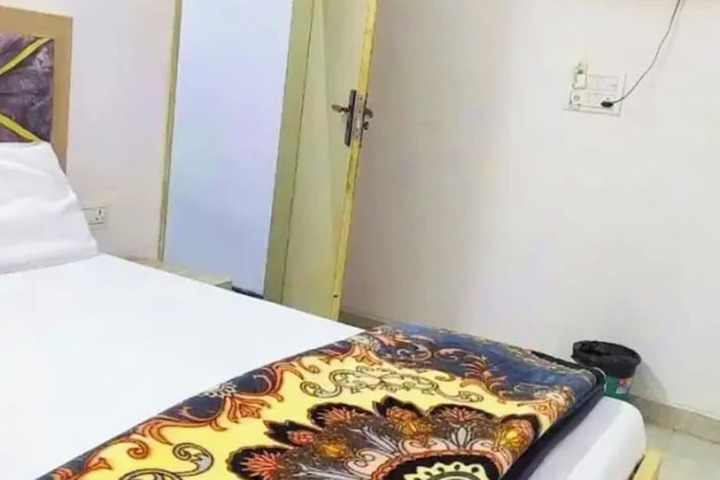 Room 17 of 20