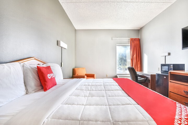Premium King Bed (11 of 11)