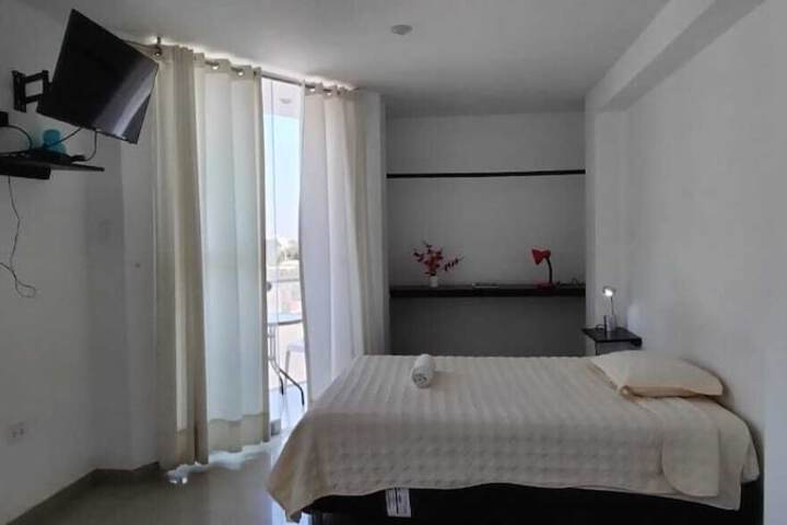 Room 2 of 6