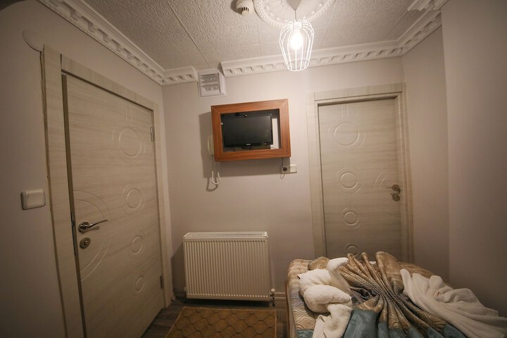 Room 20 of 40