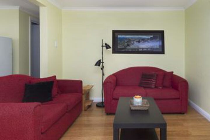 Room 8 of 8