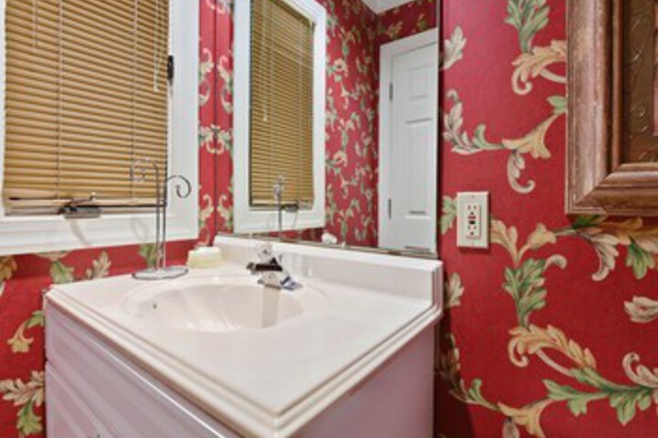 Room 14 of 88