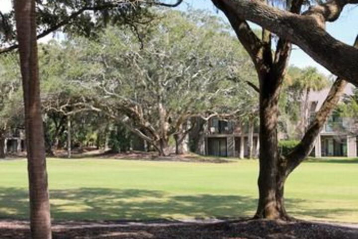 Property Grounds 14 of 17