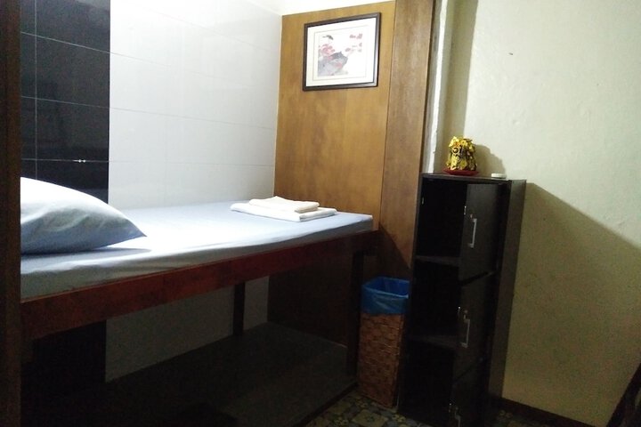 Room 15 of 94