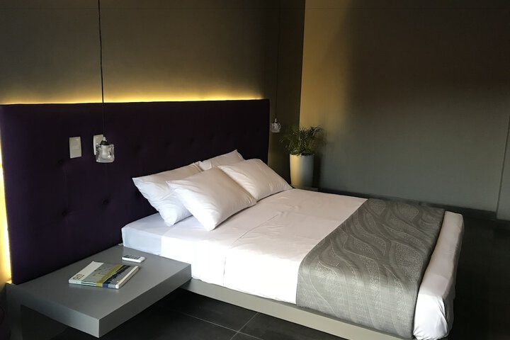 Room 13 of 118