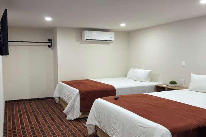 Room 9 of 91