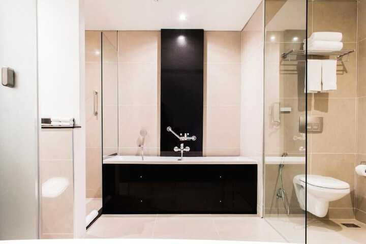 Clean Restrooms