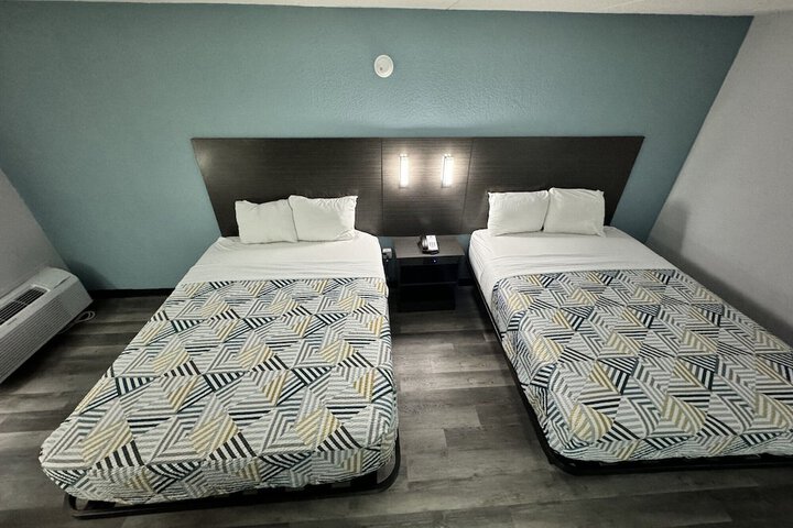 Room 43 of 61
