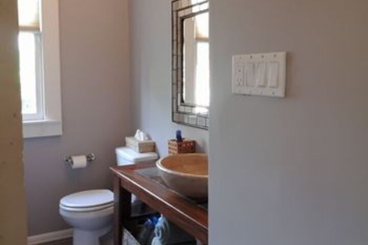 Room 7 of 165