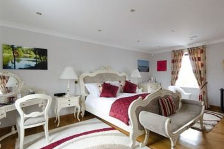 Room 10 of 22