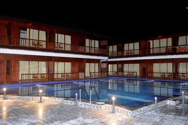 Pool 12 of 63