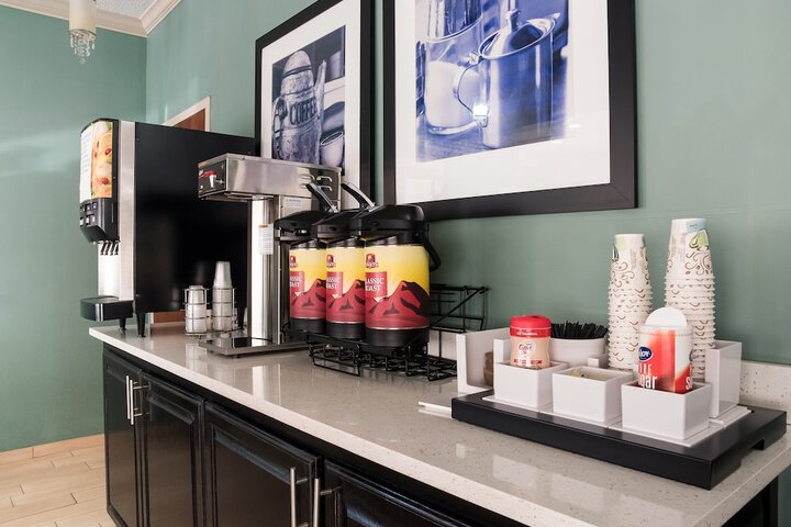 Coffee shop