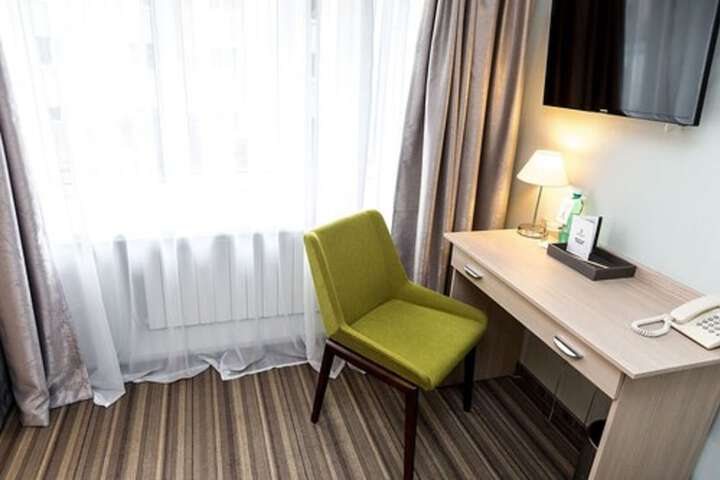 Room 15 of 34