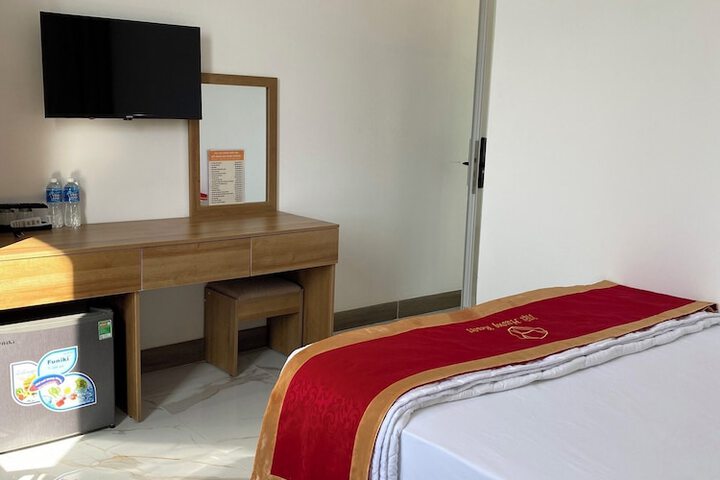 Room 5 of 46