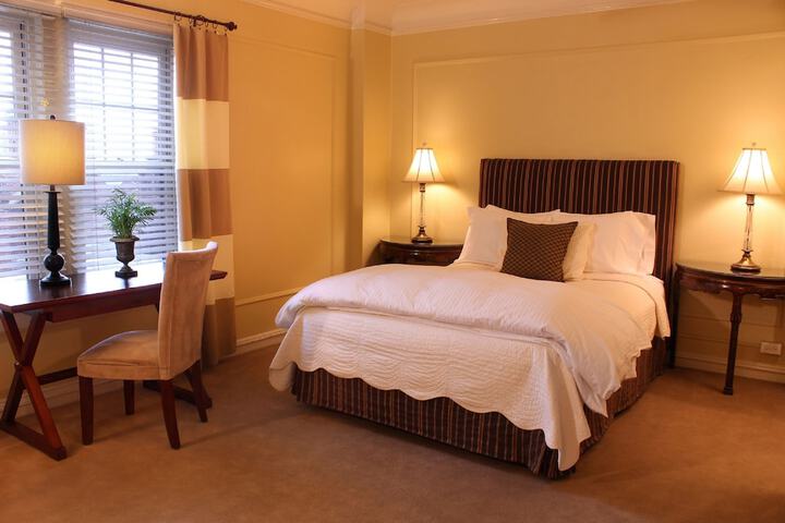Room 29 of 62