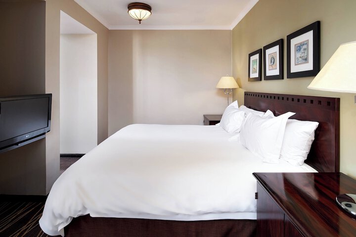 Room 21 of 82