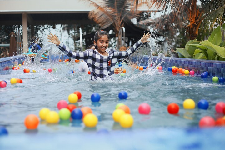 Pool 133 of 235