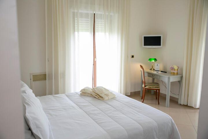 Room 26 of 110