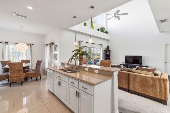 Hotel Interior 24 of 29