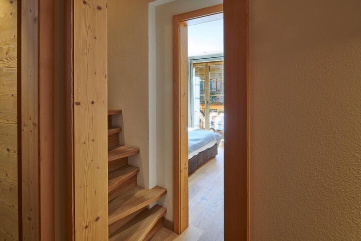 Room 80 of 219