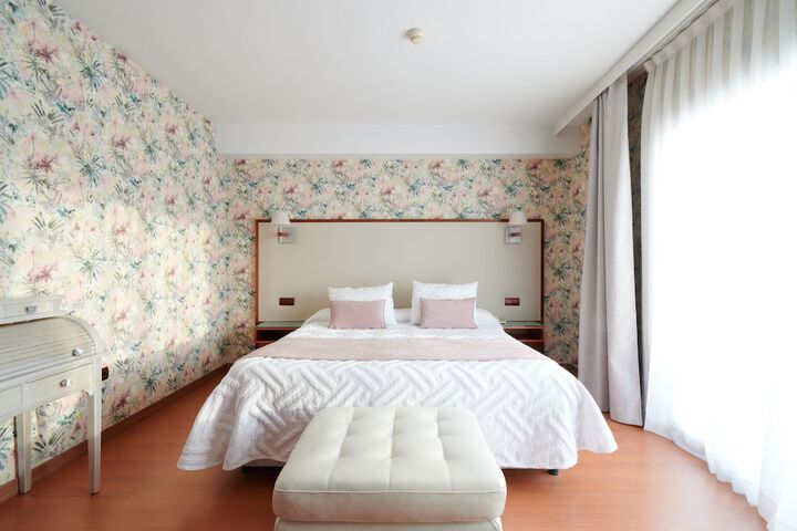 Room 59 of 186