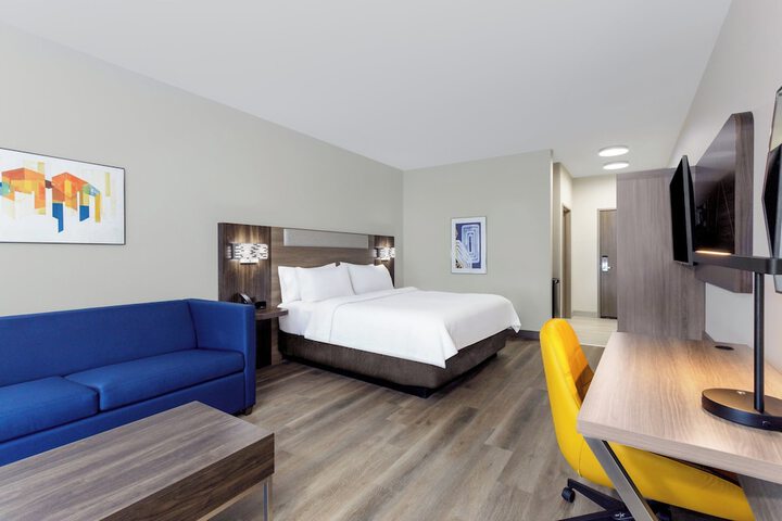 Room 14 of 52