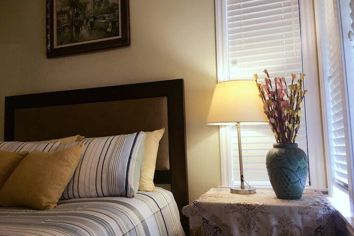 Room 8 of 60