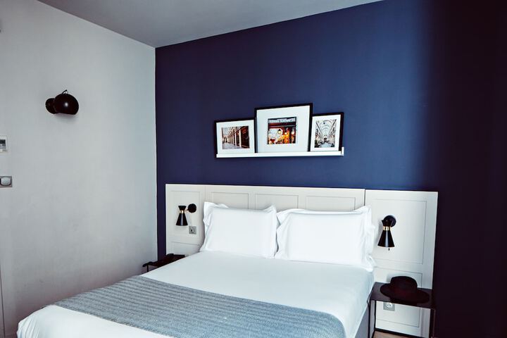 Room 27 of 89