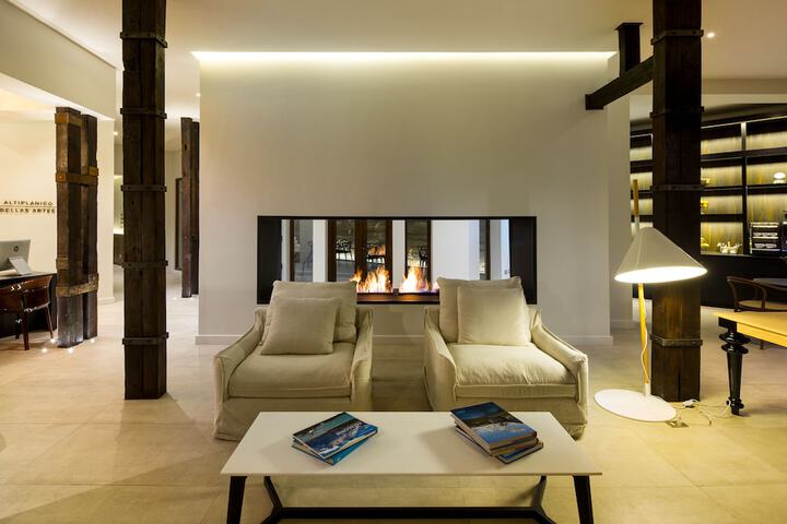 Hotel Lobby