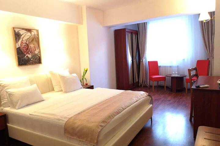 Room 19 of 62