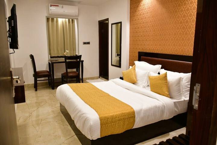 Room 21 of 56