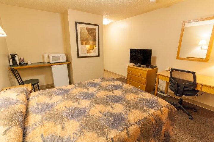 Room 8 of 50