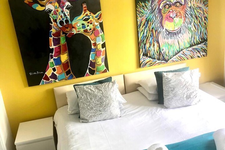 Room 41 of 77