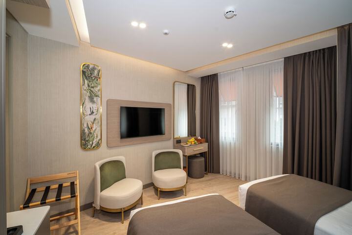 Room 67 of 170