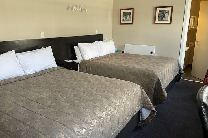 Room 16 of 45
