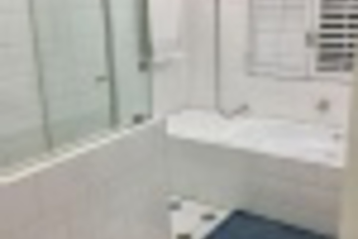 Room 195 of 216